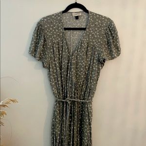 Universal thread dress